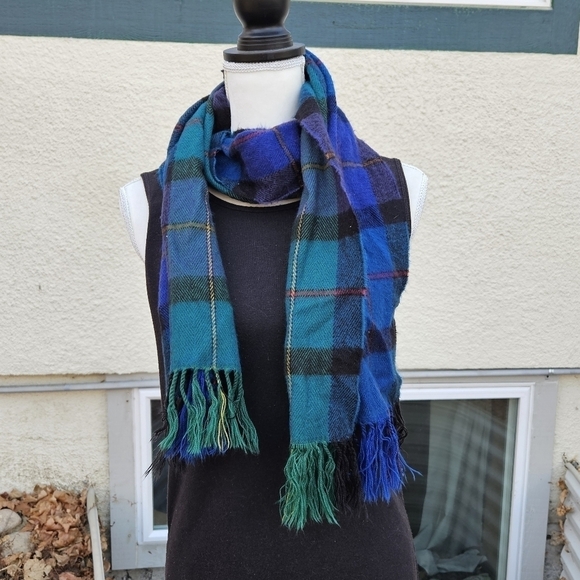 Pierre Cardin fine muffler tartan plaid green blue - Picture 1 of 2